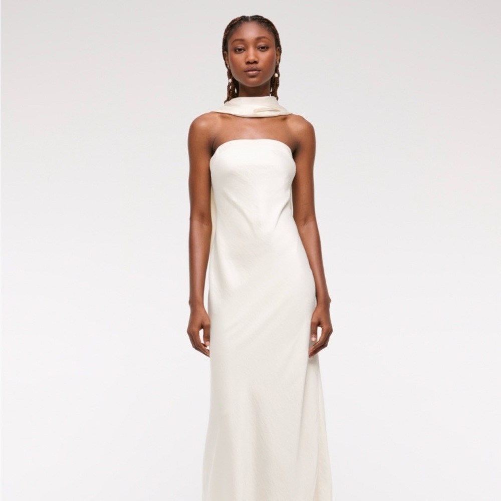 Abercrombie & Fitch Cream Strapless Maxi Dress
